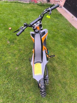 Lamax e-jumper dětská elektro motorka - 4