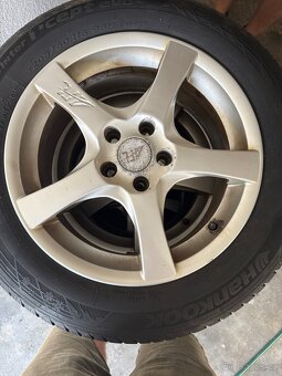 Sada alu kol AEZ + zimní pneumatiky Hankook 5/105 R16/7J - 4