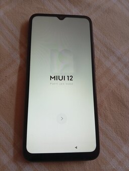Mobilní telefon Xiaomi Redmi 9AT - 4