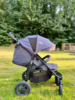 Skvělý kočárek Joie - 4