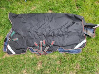 Deka výběhová Rambo Wug, s vyšším krkem, 400 g, velikost 130 - 4