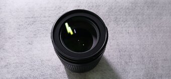 Nikon AF-S NIKKOR 18-105mm f/3.5-5.6 G ED VR - 4