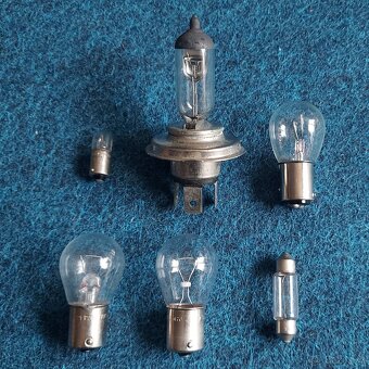 Sada autožárovek s H4 - 4