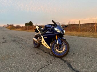 Yamaha yzf r125 2015 - 4