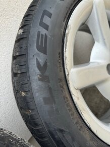 215/55/17 - 4