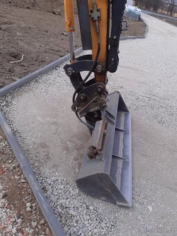Bagr hyundai Robex 27Z-9 - 4