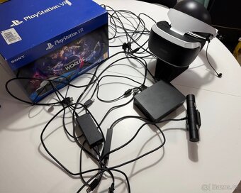 Playstation VR + kamera pro PS4 / PS5 - 4