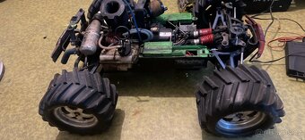 RC Traxxas - 4