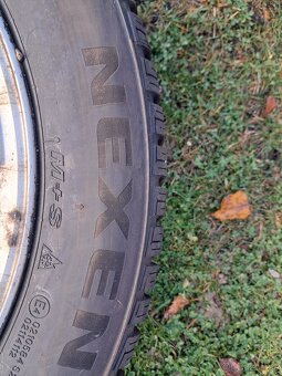 Nexen 205/55 R16 zimní - 4