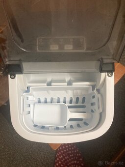 Výrobník ledu tectake - 4