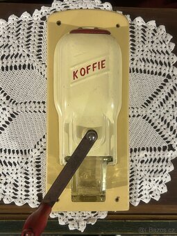 Starožitný litinový mlýnek na zeď - 4