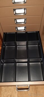 ZÁSUVKOVÁ SKŘÍŇKA BISLEY - 4