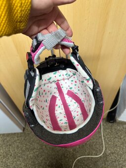 Lyžařská helma - 4