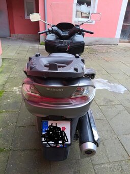 Suzuki Burgman an 400 - 4