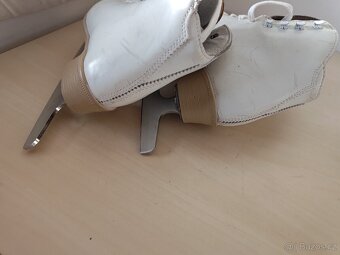 Dívčí krasbrusle RISPORT Etoile  - EUR 30/31 - 4