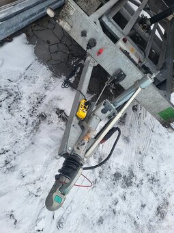 Třístranný sklápěcí přívěs - 4