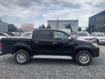 Toyota Hilux 3,0 D-4D Double Cab 4x4 (2014) - 4
