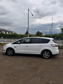 prodam/vyměním Ford S-Max 2017 roku 2.0 TDI 110 Kw - 4