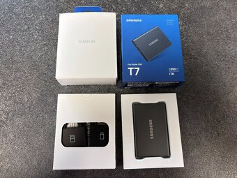 Externí SSD Samsung Portable T7 Shield 1 TB - 4