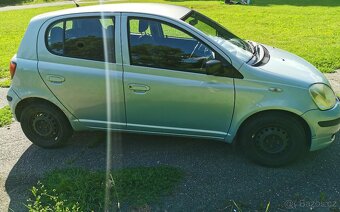 Toyota Yaris r. 2004 - 4