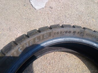 160/60&17 pneu Michelin Anakee - 4