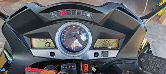 Honda CBF 1000F - 4