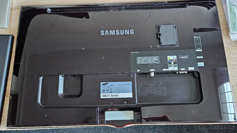 2x Full HD Monitor Samsung 22" a 27" - 4