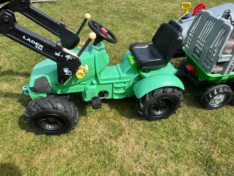 Šlapací traktor Rolly Toys nafukovací + 2 vleky a pluh - 4