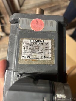 Servomotor 1FK7042-5AF71-1EH5 - 4