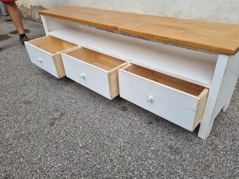 KRÁSNÝ TV STOLEK - KOMODA - 4