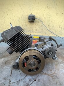 Motor ČZ 175 - 4