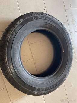 Pneu 195/75R16C - 4