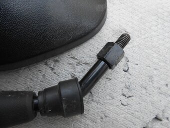 ZPĚTNÁ ZRCATKA - 4