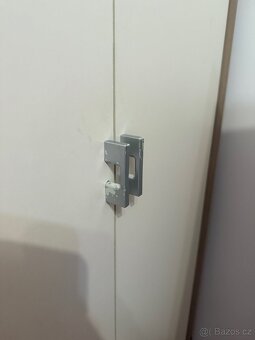 Šatní skříň - 4