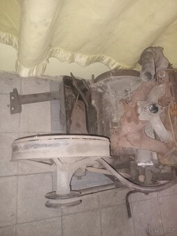 Dva motory skoda110L - 4