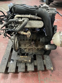Motor BKC 1.9 PD 77KW Octavia 2 - 4