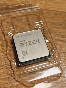 AMD Ryzen 5 3600 - 4