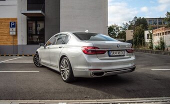 BMW 750i G11 xDrive 330kw - 4