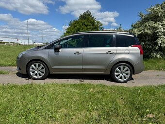 Peugeot 5008 2.0 HDI PANORAMA - 4