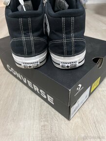 Converse vel.39,5 - 4
