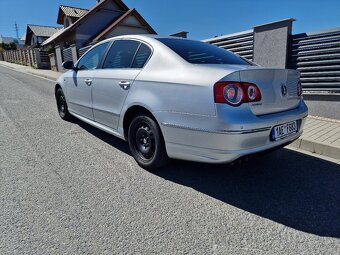 VW PASSAT B6 2.0TDI CR 2010 R-LINE - 4