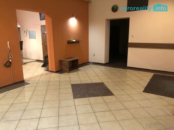 Pronájem, nebytový prostor, 120 m2, Planá, ul. Dukelských hr - 4