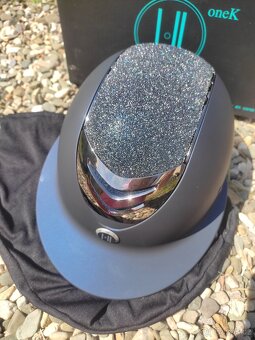 Nová helma ONE K Avance Glitter Chrome Polo - 4