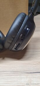 Bezdrátové IR stereo sluchátka k monitorům do hlavových opěr - 4