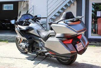Honda GL 1800 GOLDWING - 4