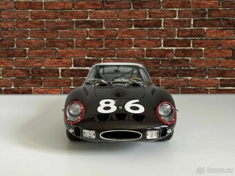 CMC 1:18 Ferrari 250 GTO Targa Florio 1962 M-156 #86 - 4