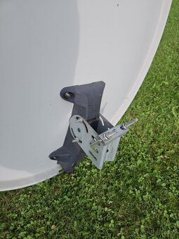 Zdarma satelitní anténa s přijímačem TOPFIELD - 4