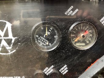 Šroubový mobilní kompresor Mannesmann Demag - 4