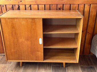 Retro komoda Jiroutek U-452 - 4