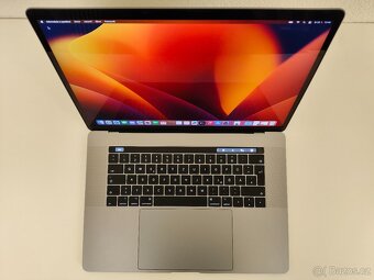 MacBook Pro 2017 i7 | 16GB | 512GB SSD - 4